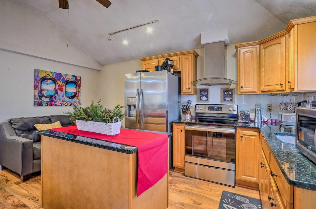 Charming Boston Area Home Less Than 1 Mi To Revere Beach! 외부 사진